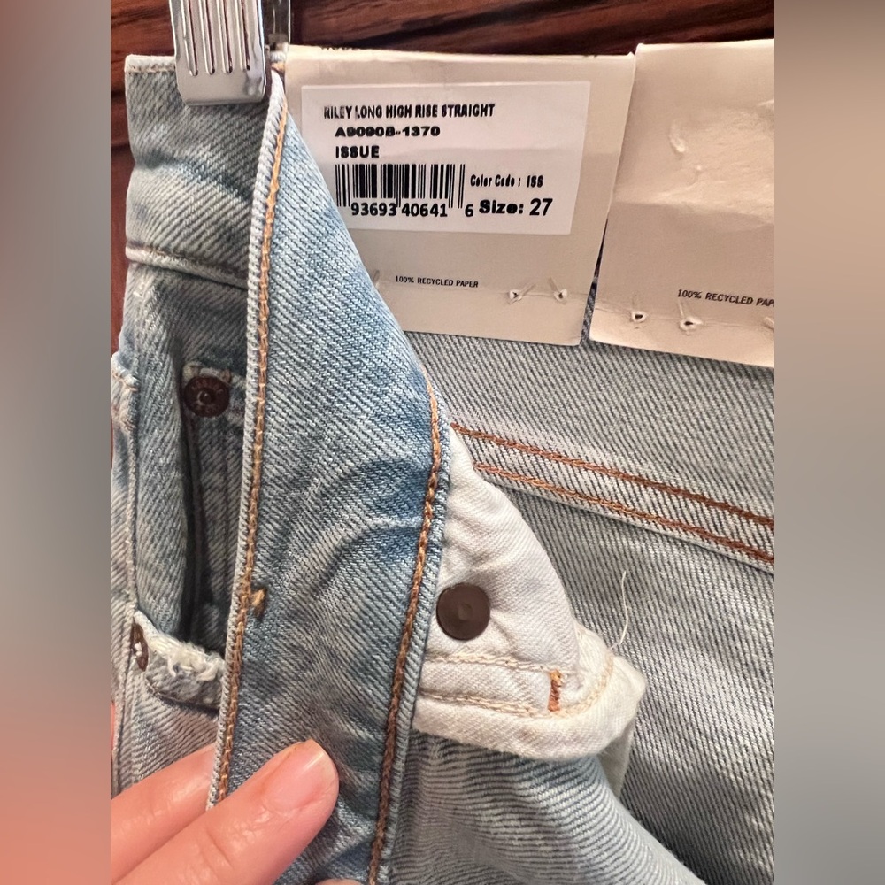 Agolde Riley Long High Rise Straight Jeans - Picture 5 of 9